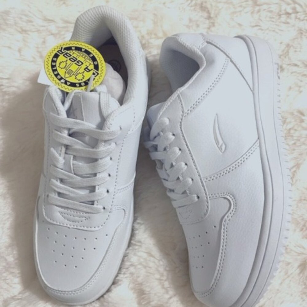 La Gear Womens Sneakers